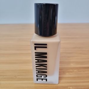 Il Makiage #120 Flawless Base Foundation